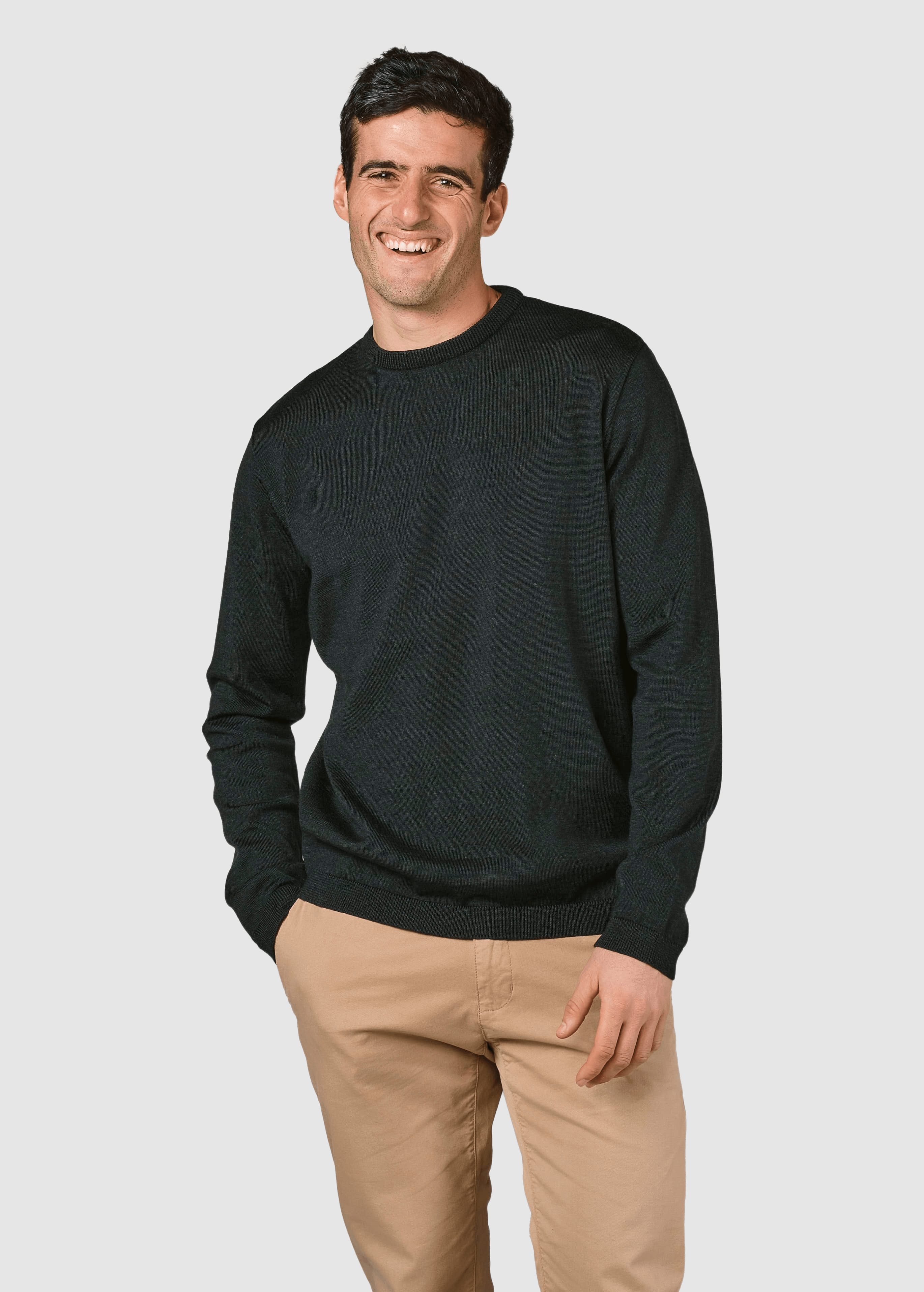 Mens Basic Merino Knit Olive