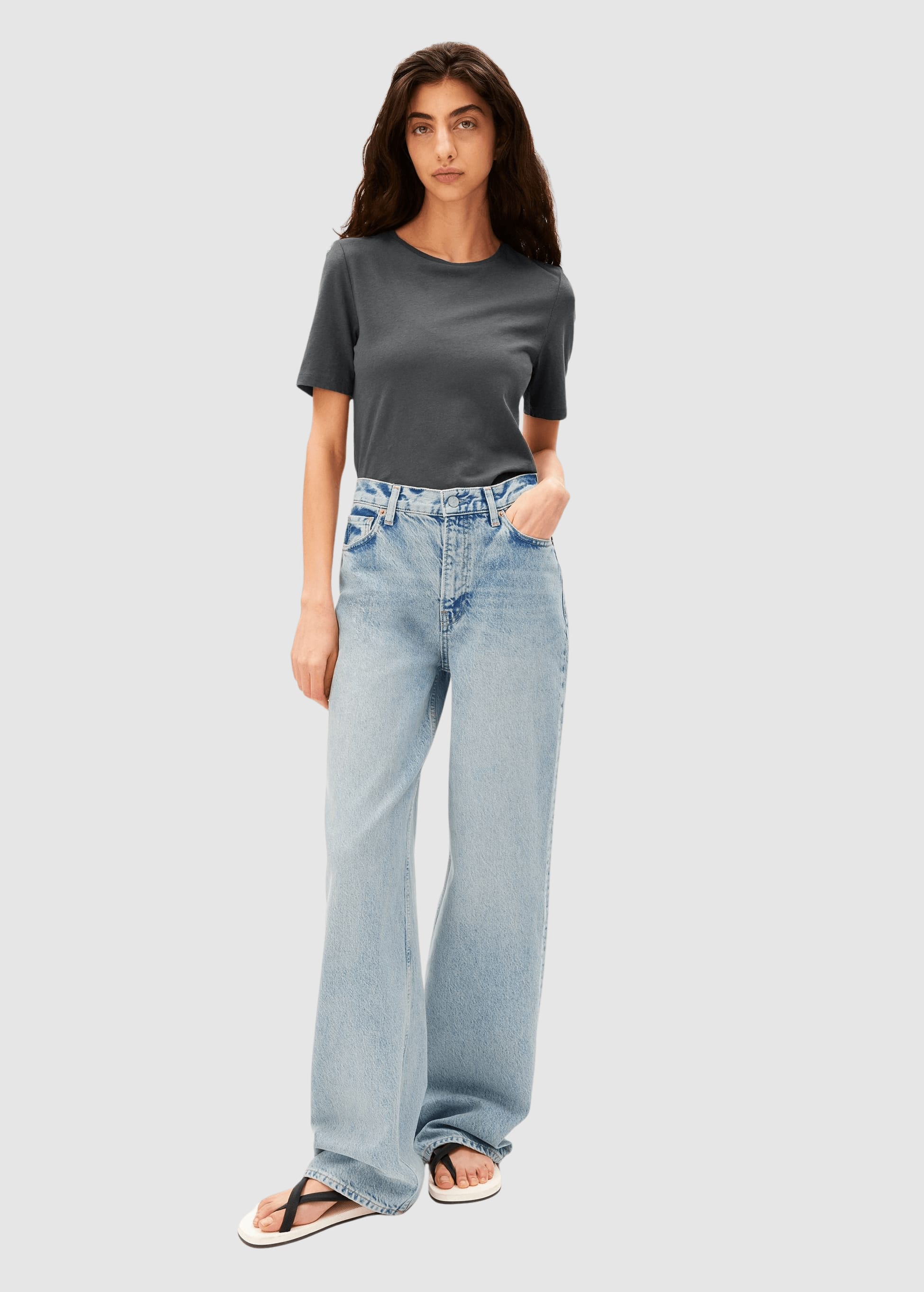 Lualaa Linen Blend T-Shirt Space Steel