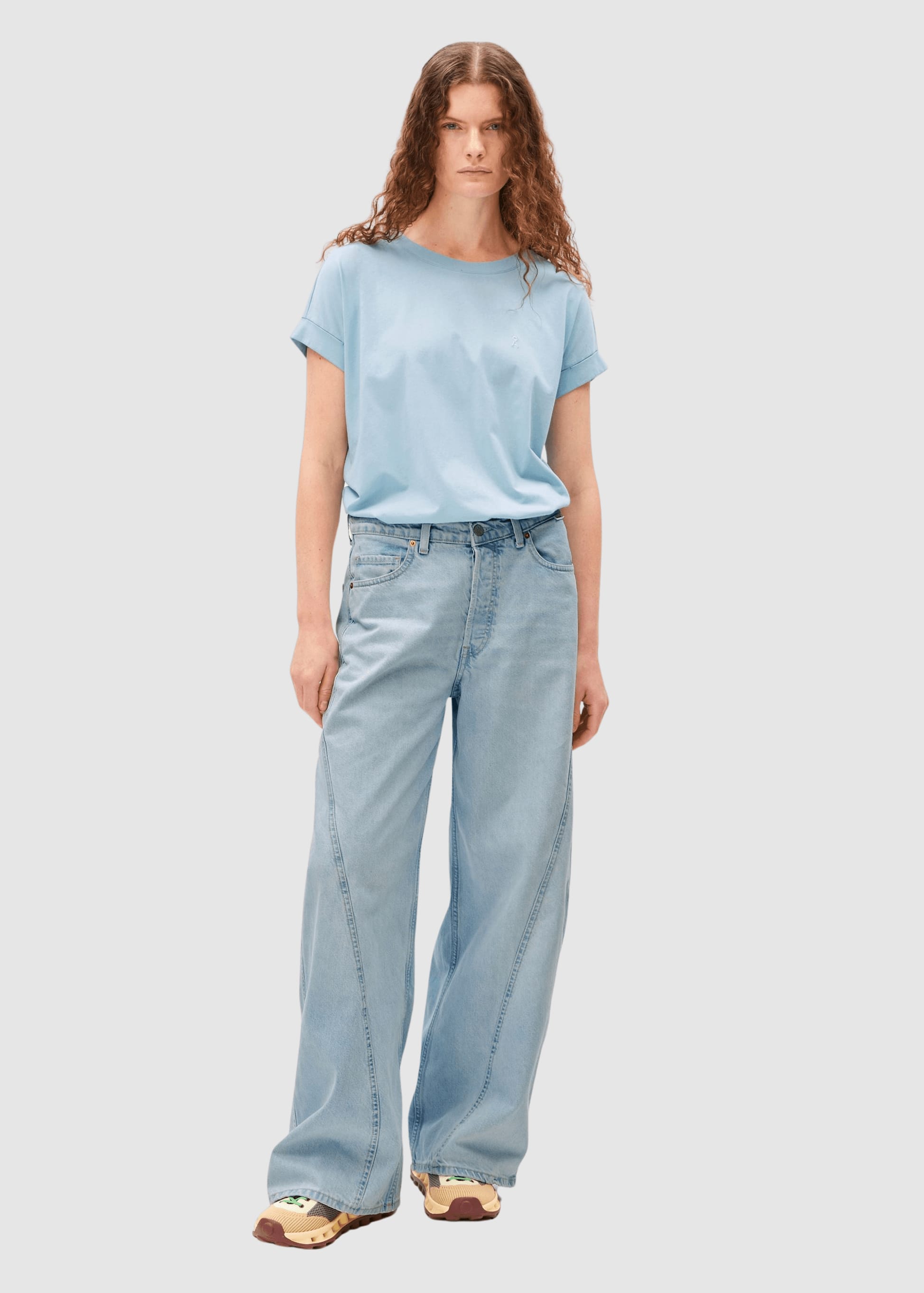 Idaara T-Shirt Blue Glow