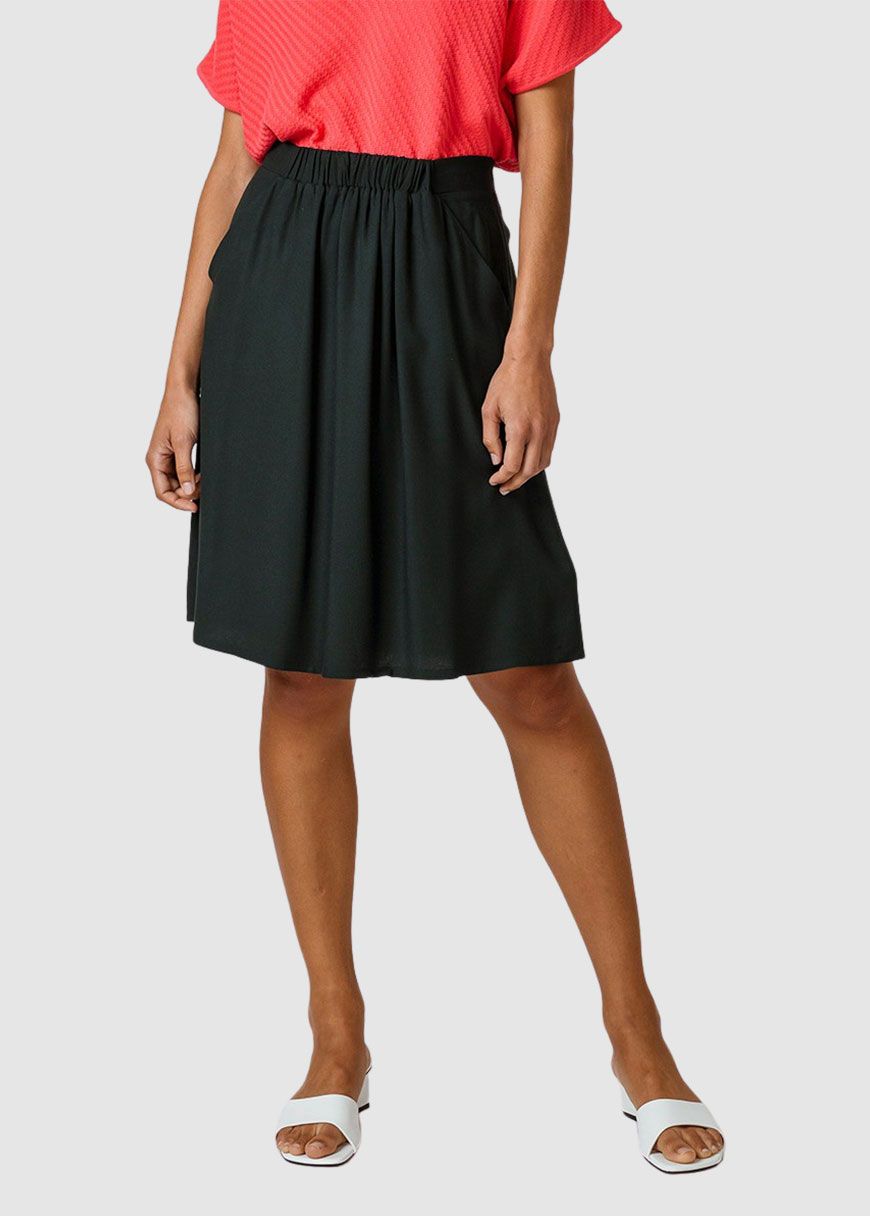 Luzaide Skirt Luzaide Skirt