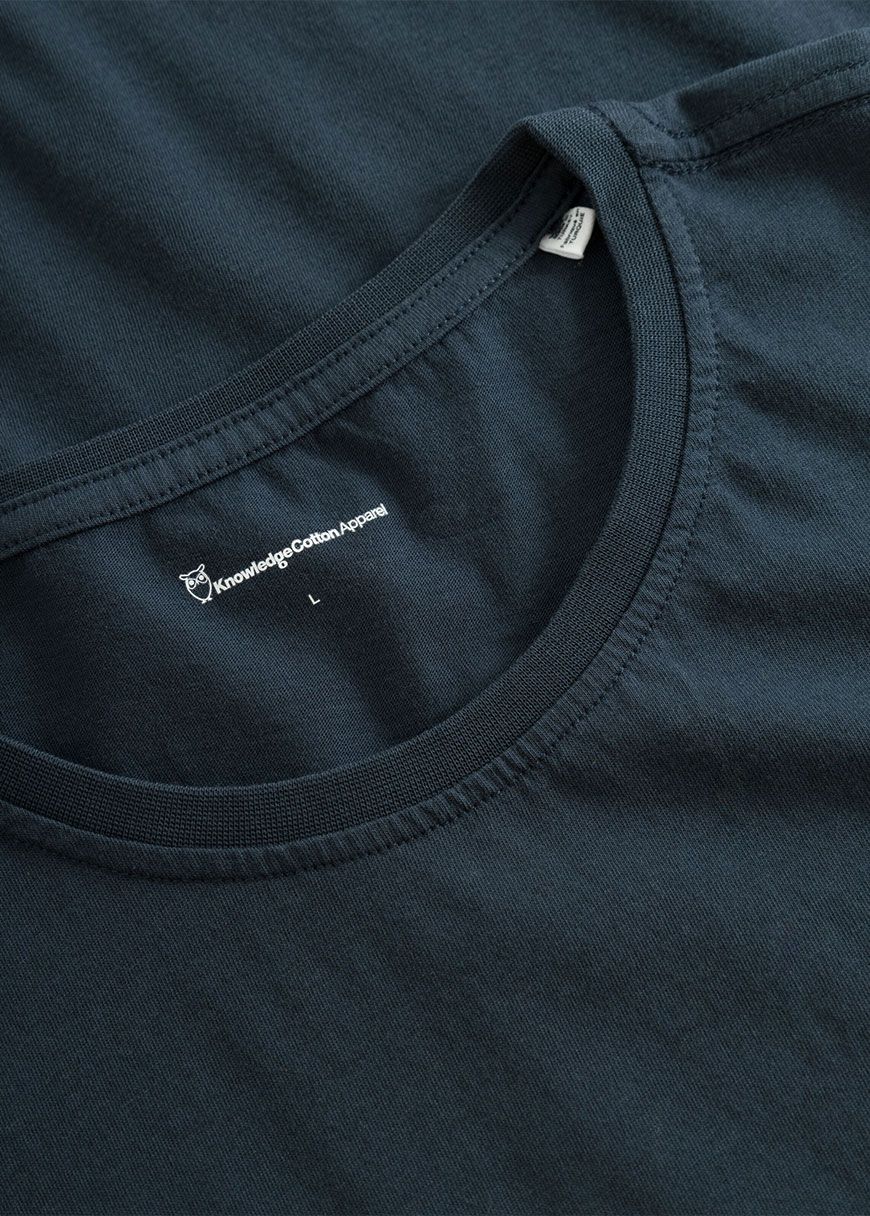 Basic T-Shirt Basic T-Shirt