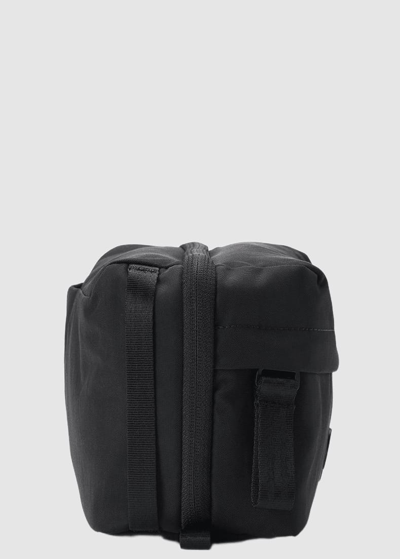 pinqponq-washbag-crinkle-black-3.jpeg Washbag Crinkle Black
