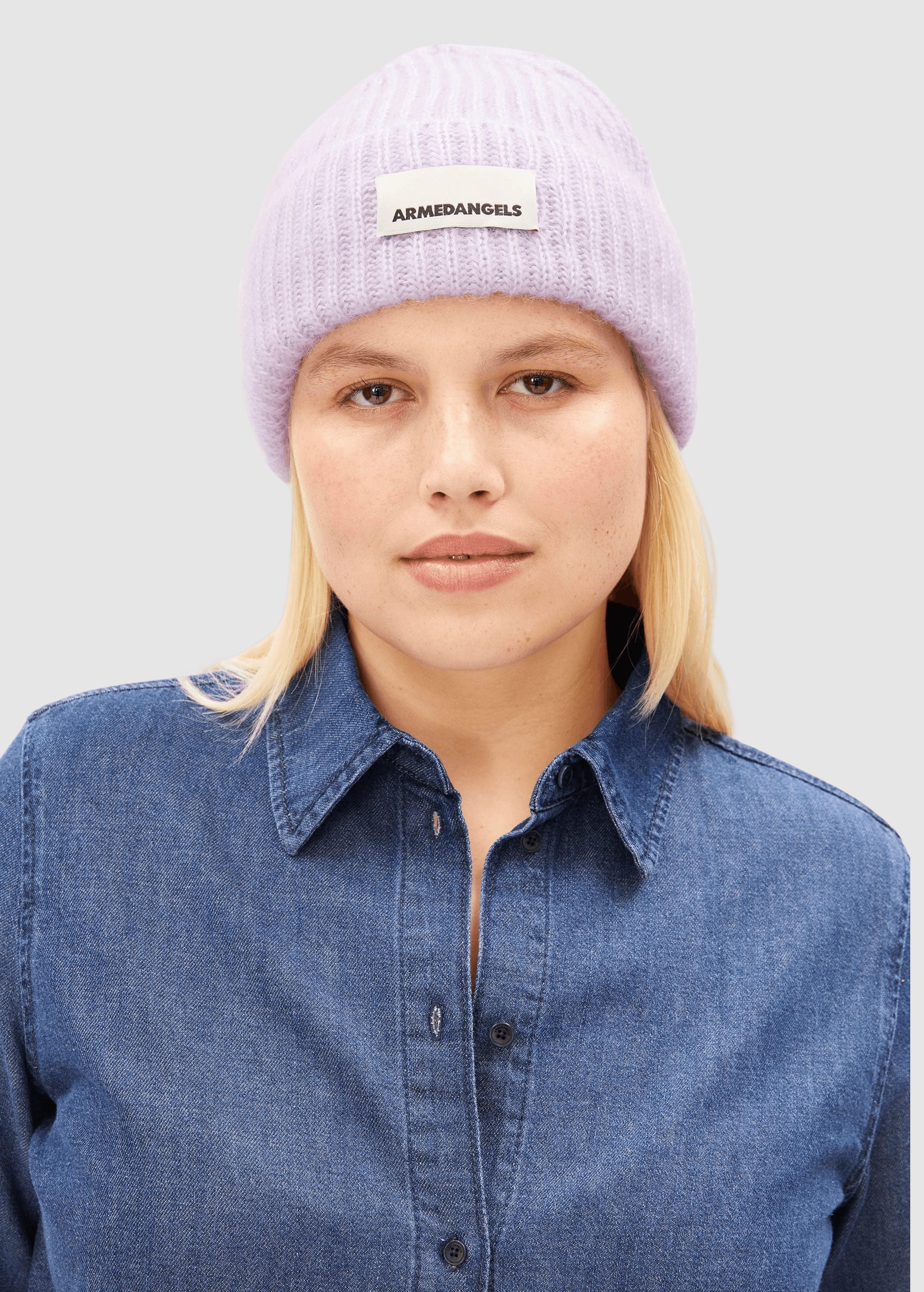 armedangels-mohair-blend-knit-hat-w-moonlit-lilac-1.jpeg Mohair Blend Knit Hat W Moonlit Lilac