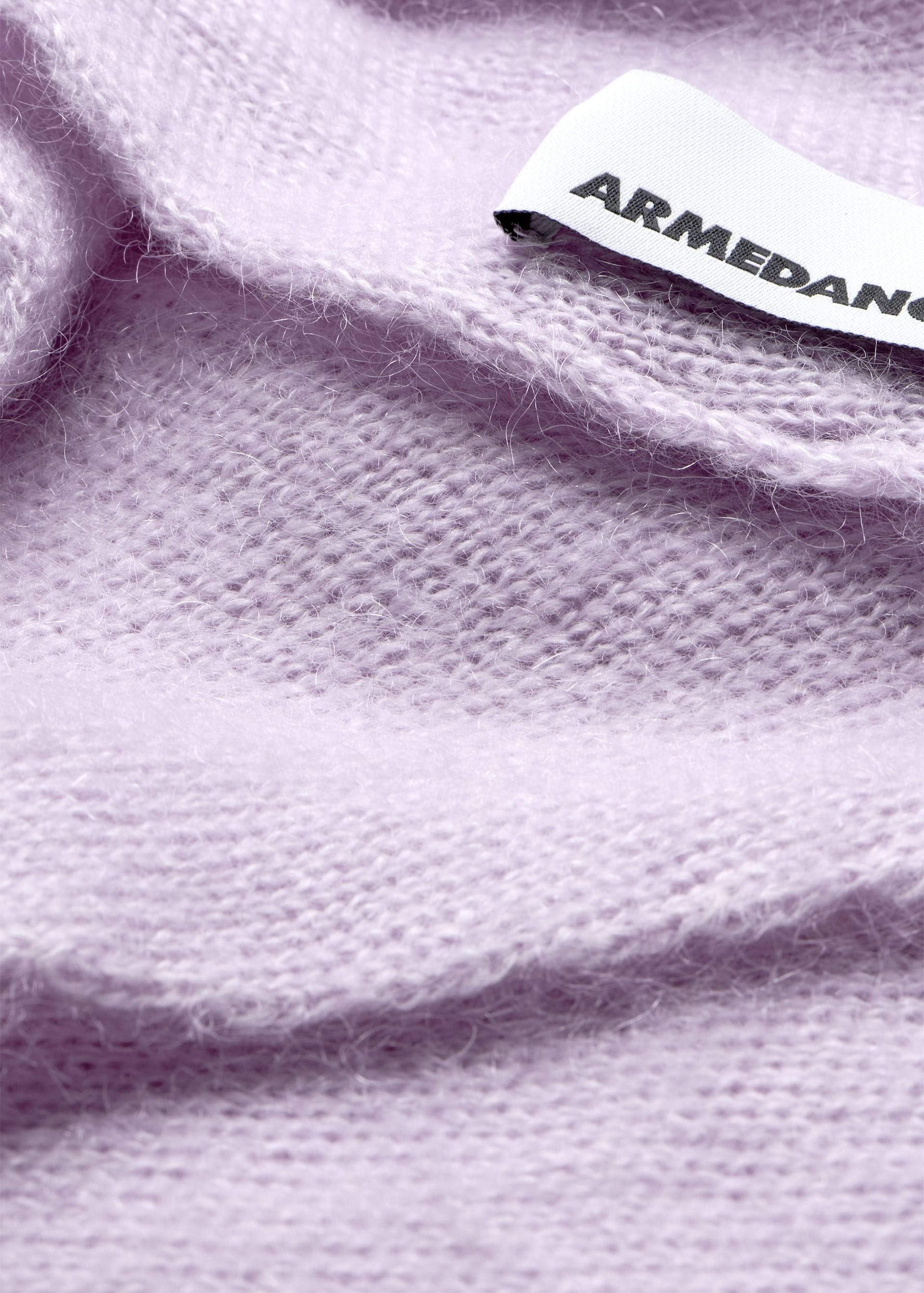 armedangels-small-mohair-blend-scarf-w-moonlit-lilac-4.jpeg Small Mohair Blend Scarf W Moonlit Lilac