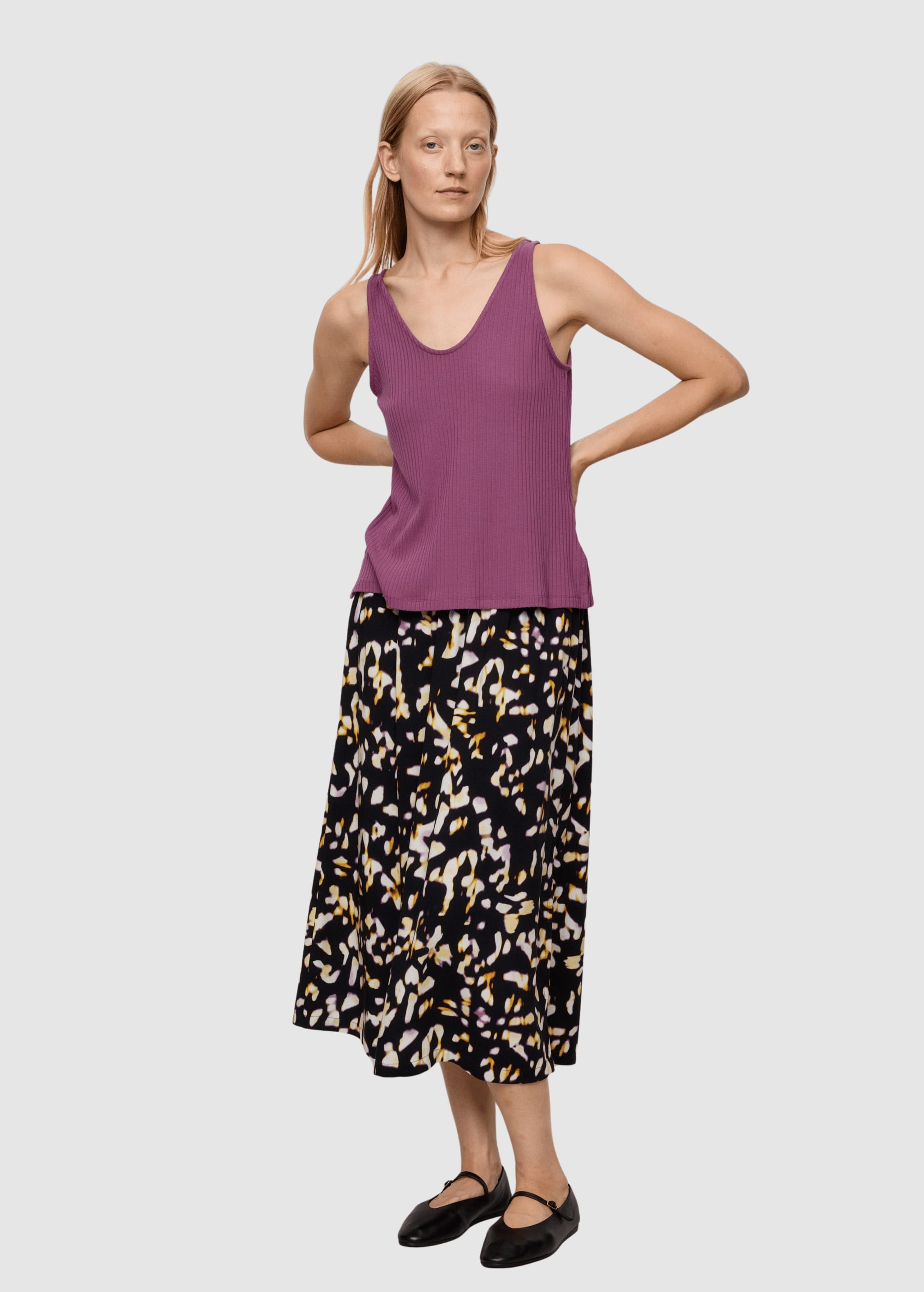 Top Tonina Dark Tulip