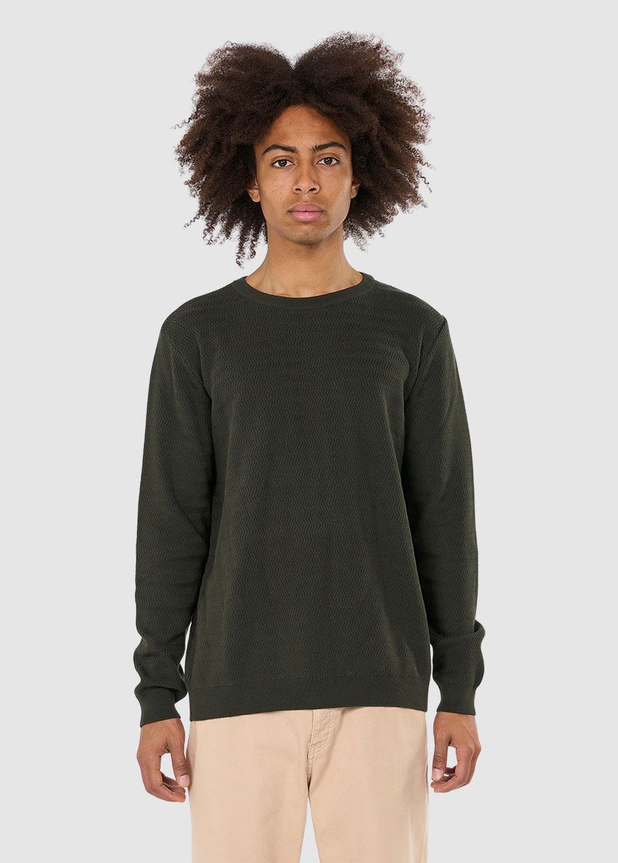 Zig-Zag Badge Knit O-Neck Zig-Zag Badge Knit O-Neck
